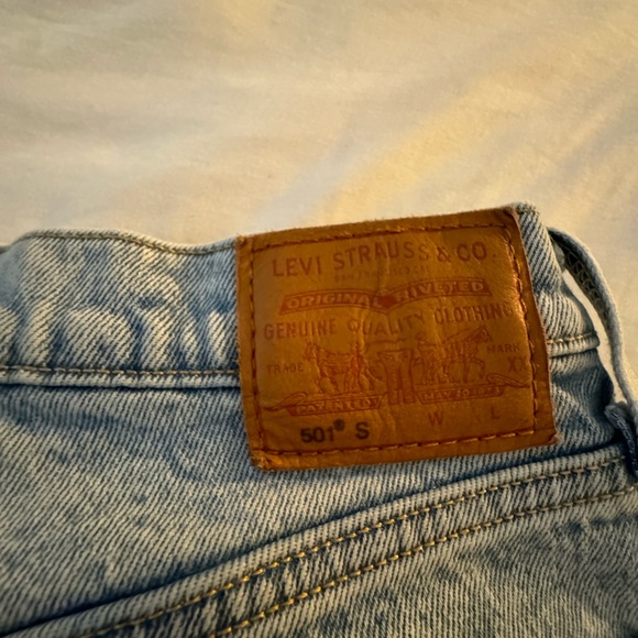 Levi’s 501 Skinny Jeans - Picture 5 of 7